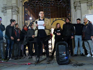 Concentraci&oacute; a la pla&ccedil;a del Vi per la independ&egrave;ncia i la llibertat dels presos pol&iacute;tics