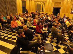 Concentraci&oacute; a la pla&ccedil;a del Vi per la independ&egrave;ncia i la llibertat dels presos pol&iacute;tics