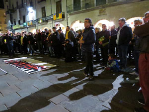 Concentraci&oacute; a la pla&ccedil;a del Vi per la independ&egrave;ncia i la llibertat dels presos pol&iacute;tics
