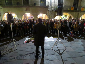 Concentraci&oacute; a la pla&ccedil;a del Vi per la independ&egrave;ncia i la llibertat dels presos pol&iacute;tics