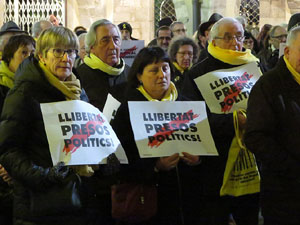 Concentració a la plaça del Vi per la independència i la llibertat dels presos polítics