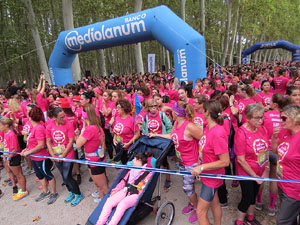 Cursa de la Dona 2019. Concentraci&oacute; i sortida del Parc de la Devesa, cursa pels carrers de Girona i arribada a la Copa