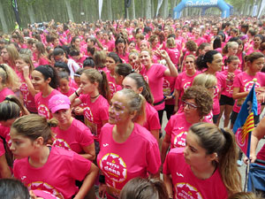 Cursa de la Dona 2019. Concentraci&oacute; i sortida del Parc de la Devesa, cursa pels carrers de Girona i arribada a la Copa