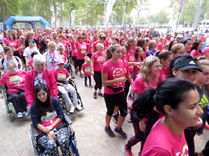 Cursa de la Dona 2019. Concentraci&oacute; i sortida del Parc de la Devesa, cursa pels carrers de Girona i arribada a la Copa