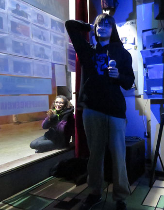 La rapera Balas durant la seva actuació