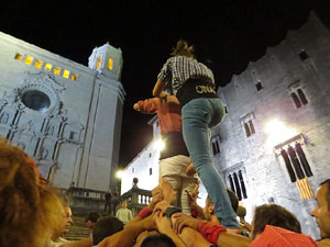 Fires 2019. Assaig de pilar de 4 a les escales de la Catedral pels Marrecs de Salt