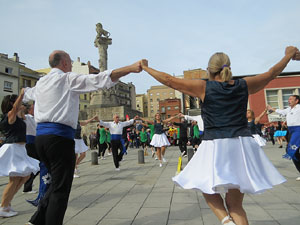 Fires 2019. 79è concurs de Colles Sardanistes amb la cobla Ciutat de Girona a la plaça de Francesc Calvet i Rubalcaba