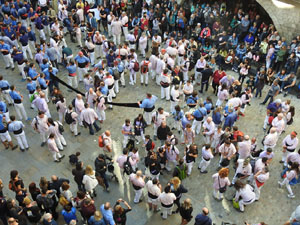 Fires 2019. La Diada Castellera a la pla&ccedil;a del Vi, amb els Marrecs de Salt, els Capgrossos de Matar&oacute; i els Minyons de Terrassa