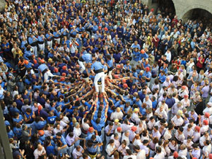 Fires 2019. La Diada Castellera a la pla&ccedil;a del Vi, amb els Marrecs de Salt, els Capgrossos de Matar&oacute; i els Minyons de Terrassa