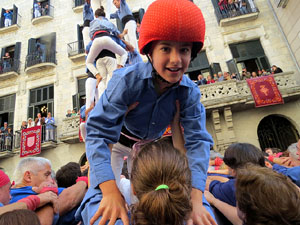 Fires 2019. La Diada Castellera a la pla&ccedil;a del Vi, amb els Marrecs de Salt, els Capgrossos de Matar&oacute; i els Minyons de Terrassa