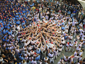 Fires 2019. La Diada Castellera a la pla&ccedil;a del Vi, amb els Marrecs de Salt, els Capgrossos de Matar&oacute; i els Minyons de Terrassa