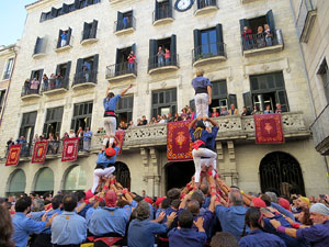 Fires 2019. La Diada Castellera a la pla&ccedil;a del Vi, amb els Marrecs de Salt, els Capgrossos de Matar&oacute; i els Minyons de Terrassa