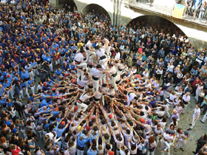 Fires 2019. La Diada Castellera a la pla&ccedil;a del Vi, amb els Marrecs de Salt, els Capgrossos de Matar&oacute; i els Minyons de Terrassa