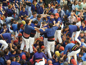 Fires 2019. La Diada Castellera a la pla&ccedil;a del Vi, amb els Marrecs de Salt, els Capgrossos de Matar&oacute; i els Minyons de Terrassa