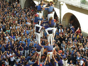 Fires 2019. La Diada Castellera a la pla&ccedil;a del Vi, amb els Marrecs de Salt, els Capgrossos de Matar&oacute; i els Minyons de Terrassa