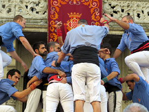 Fires 2019. La Diada Castellera a la pla&ccedil;a del Vi, amb els Marrecs de Salt, els Capgrossos de Matar&oacute; i els Minyons de Terrassa