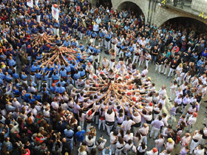 Fires 2019. La Diada Castellera a la pla&ccedil;a del Vi, amb els Marrecs de Salt, els Capgrossos de Matar&oacute; i els Minyons de Terrassa