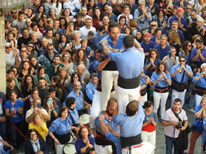 Fires 2019. La Diada Castellera a la pla&ccedil;a del Vi, amb els Marrecs de Salt, els Capgrossos de Matar&oacute; i els Minyons de Terrassa