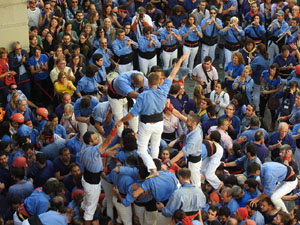 Fires 2019. La Diada Castellera a la pla&ccedil;a del Vi, amb els Marrecs de Salt, els Capgrossos de Matar&oacute; i els Minyons de Terrassa