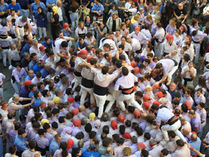 Fires 2019. La Diada Castellera a la pla&ccedil;a del Vi, amb els Marrecs de Salt, els Capgrossos de Matar&oacute; i els Minyons de Terrassa