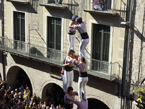 Fires 2019. La Diada Castellera a la pla&ccedil;a del Vi, amb els Marrecs de Salt, els Capgrossos de Matar&oacute; i els Minyons de Terrassa