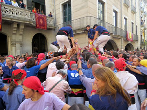 Fires 2019. La Diada Castellera a la pla&ccedil;a del Vi, amb els Marrecs de Salt, els Capgrossos de Matar&oacute; i els Minyons de Terrassa