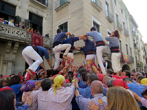 Fires 2019. La Diada Castellera a la pla&ccedil;a del Vi, amb els Marrecs de Salt, els Capgrossos de Matar&oacute; i els Minyons de Terrassa
