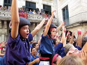 Fires 2019. La Diada Castellera a la pla&ccedil;a del Vi, amb els Marrecs de Salt, els Capgrossos de Matar&oacute; i els Minyons de Terrassa