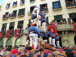 Fires 2019. La Diada Castellera a la pla&ccedil;a del Vi, amb els Marrecs de Salt, els Capgrossos de Matar&oacute; i els Minyons de Terrassa