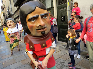 Fires 2019. Passejada amb els capgrossos de la ciutat i Fal&middot;lera Gironina