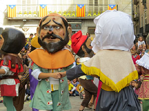 Fires 2019. Passejada amb els capgrossos de la ciutat i Fal&middot;lera Gironina