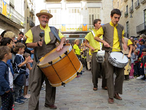 Fires 2019. Passejada amb els capgrossos de la ciutat i Fal&middot;lera Gironina
