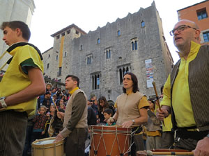 Fires 2019. Passejada amb els capgrossos de la ciutat i Fal&middot;lera Gironina