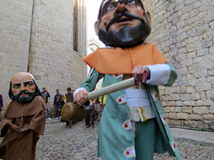 Fires 2019. Passejada amb els capgrossos de la ciutat i Fal&middot;lera Gironina