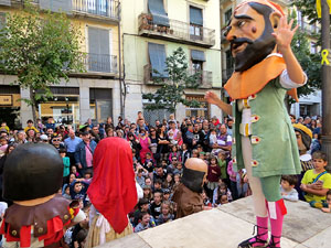 Fires 2019. Passejada amb els capgrossos de la ciutat i Fal&middot;lera Gironina