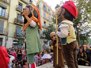 Fires 2019. Passejada amb els capgrossos de la ciutat i Fal&middot;lera Gironina