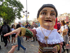 Fires 2019. Passejada amb els capgrossos de la ciutat i Fal&middot;lera Gironina