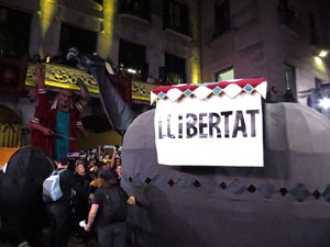 Fires 2019. Preg&oacute; de Fires. Entrada i ballades de capgrossos, gegants i far&agrave;ndula a la pla&ccedil;a del Vi