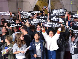 Fires 2019. Preg&oacute; de Fires. Entrada i ballades de capgrossos, gegants i far&agrave;ndula a la pla&ccedil;a del Vi