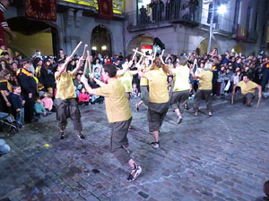 Fires 2019. Preg&oacute; de Fires. Entrada i ballades de capgrossos, gegants i far&agrave;ndula a la pla&ccedil;a del Vi