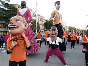 Fires 2019. Preg&oacute; de Fires. Les cercaviles de gegants i capgrossos fins la pla&ccedil;a del Vi