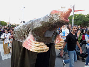 Fires 2019. Preg&oacute; de Fires. Les cercaviles de gegants i capgrossos fins la pla&ccedil;a del Vi