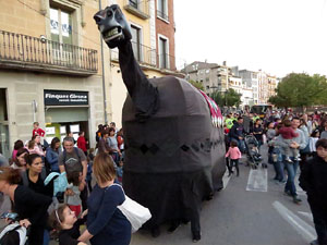 Fires 2019. Preg&oacute; de Fires. Les cercaviles de gegants i capgrossos fins la pla&ccedil;a del Vi