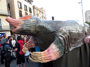 Fires 2019. Preg&oacute; de Fires. Les cercaviles de gegants i capgrossos fins la pla&ccedil;a del Vi