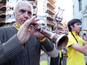 Fires 2019. Preg&oacute; de Fires. Les cercaviles de gegants i capgrossos fins la pla&ccedil;a del Vi