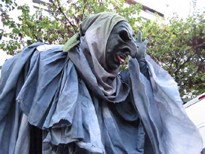 Fires 2019. Preg&oacute; de Fires. Les cercaviles de gegants i capgrossos fins la pla&ccedil;a del Vi