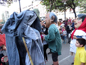 Fires 2019. Preg&oacute; de Fires. Les cercaviles de gegants i capgrossos fins la pla&ccedil;a del Vi