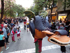 Fires 2019. Preg&oacute; de Fires. Les cercaviles de gegants i capgrossos fins la pla&ccedil;a del Vi
