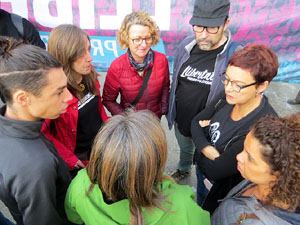 Sortida de la columna de la Marxa per la Llibertat des de la plaça de l'1 d'octubre de 2017 de Girona