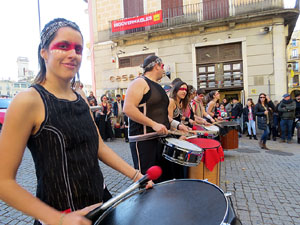 Nadal 2019. La percussi&oacute; de Bloc Quilombo per la Marat&oacute; de TV3